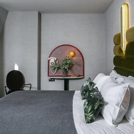 La Planque Hotel Parigi