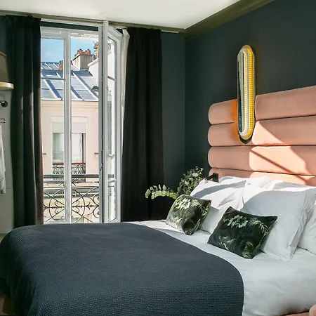 La Planque Hotel Parigi